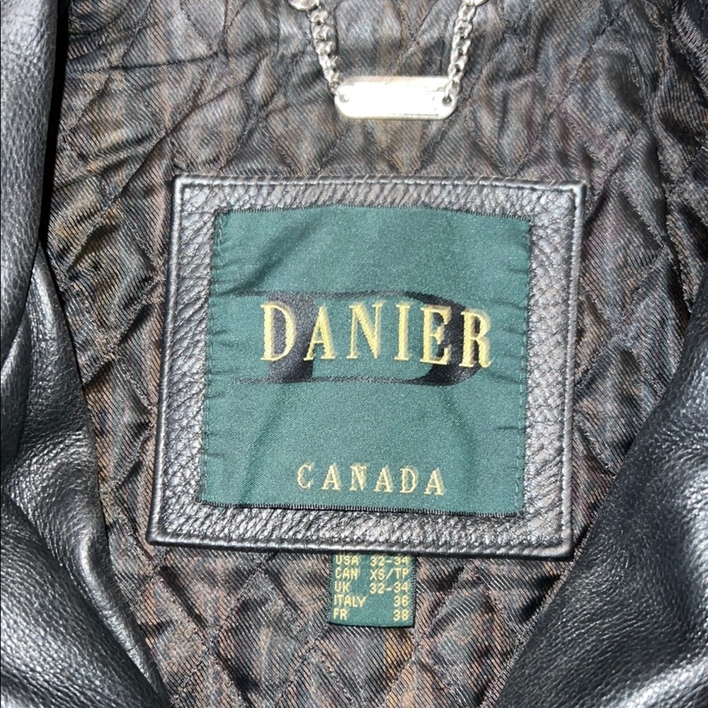 Vintage Men's Danier Black Military Field Jacket with Glossy Finish - Picture 2 of 16